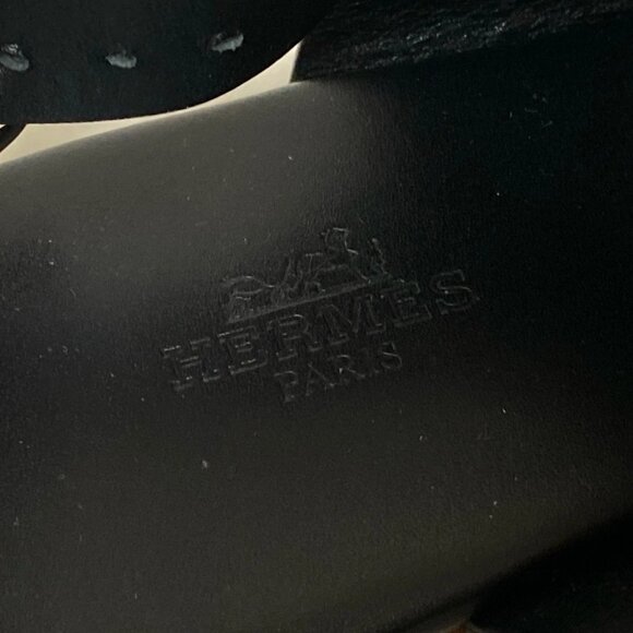 HERMES Black Leather Sandals 375-052425 - Picture 8 of 8